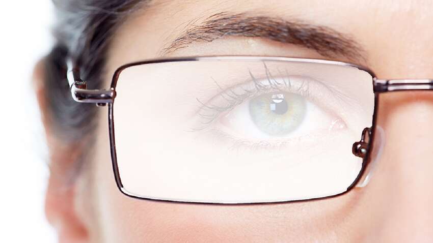 Дієві лайфхаки: що робити, щоб не запотівали окуляри