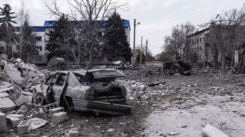 Какую часть Покровска до сих пор удерживают ВСУ: какое войско Путин бросает на взятие города