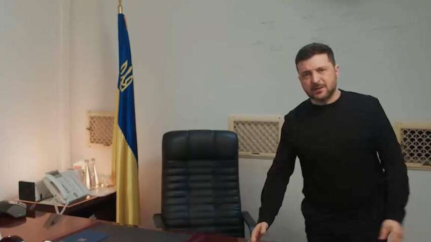 «Київ за три дні» не відбувся: Зеленський звернувся до українців з незвичного місця