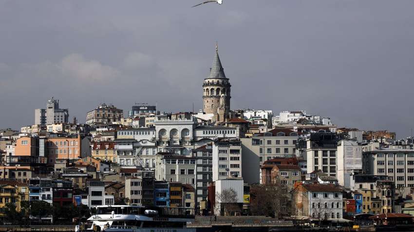 Какой документ Турция вновь требует от украинских туристов