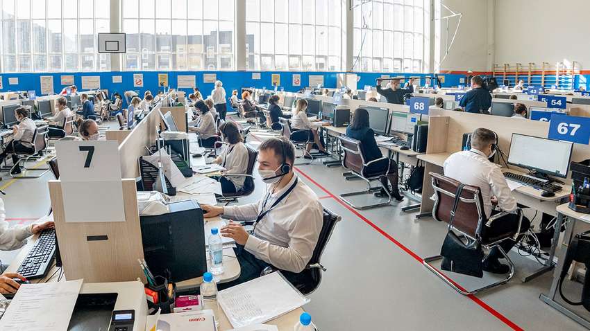 МОЗ запустив "гарячу лінію" для консультацій українців по коронавірусу