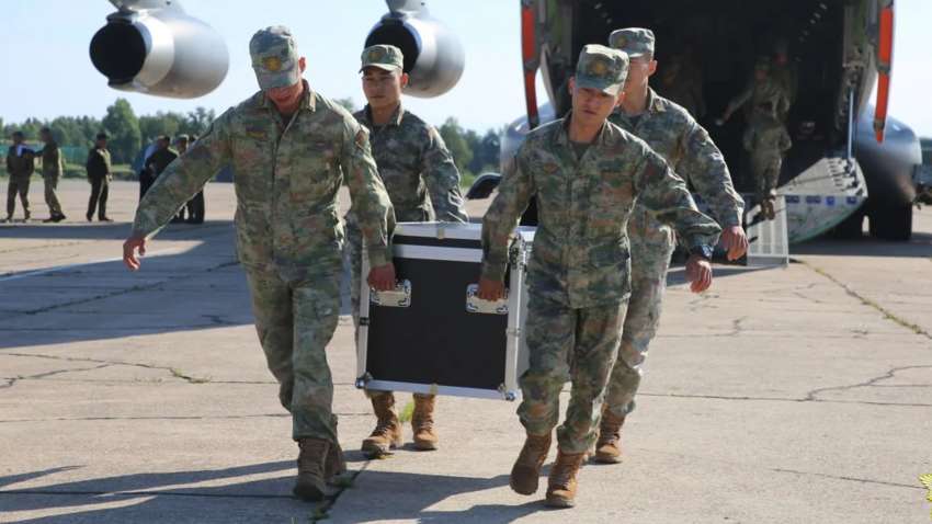 До Білорусі прилетів військовий літак з Китаю: яка причина До Білорусі прилетів військовий літак з Китаю: яка причина