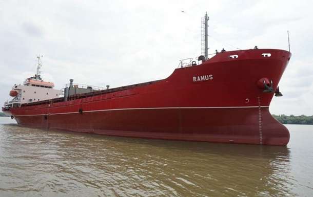 У Росії затримали судно з українським екіпажем