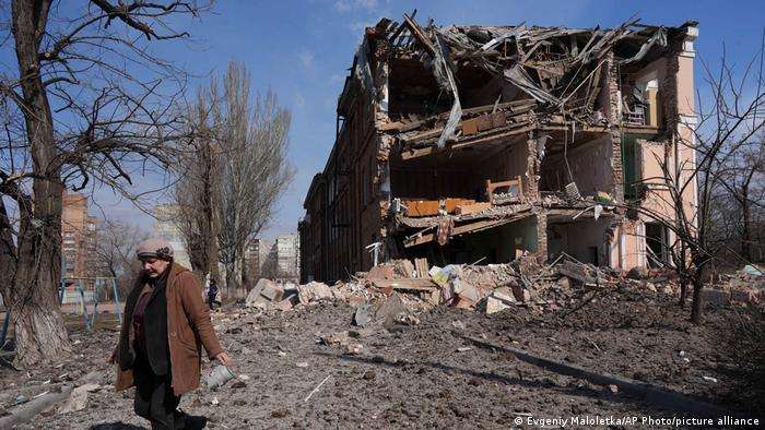 Британська розвідка назвала два міста, які виявляться під ударами під час наступу РФ на Донбасі Британська розвідка назвала два міста, які виявляться під ударами під час наступу РФ на Донбасі