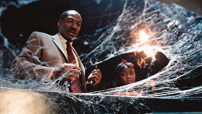 Disney перезапустит популярную комедию с Эдди Мерфи