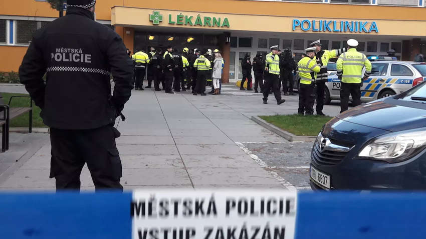 В Чехии в больнице произошла стрельба: минимум шестеро погибших