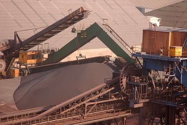 Скандальный законопроект о железной руде оставит без работы тысячи людей, - эксперт 