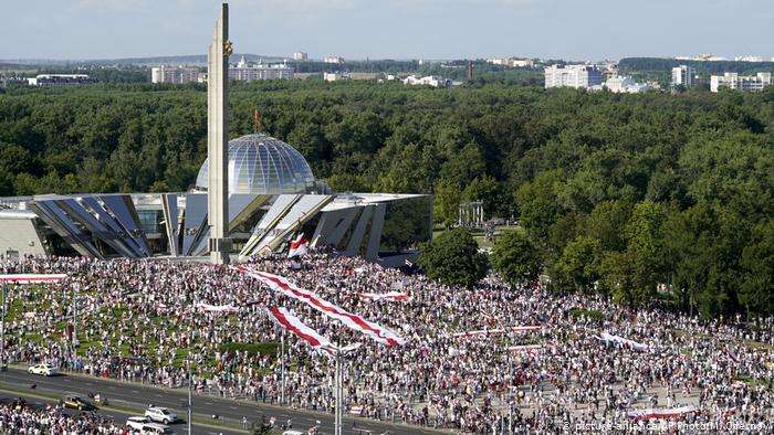 Перспективы минского кризиса: почему Беларусь идет по пути Венесуэлы, а не Украины 