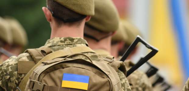 Базову військову підготовку новобранців збільшать до півтора місяця