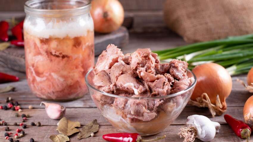 "Украинских военных будут кормить консервами из мяса больных животных": что известно "Украинских военных будут кормить консервами из мяса больных животных": что известно