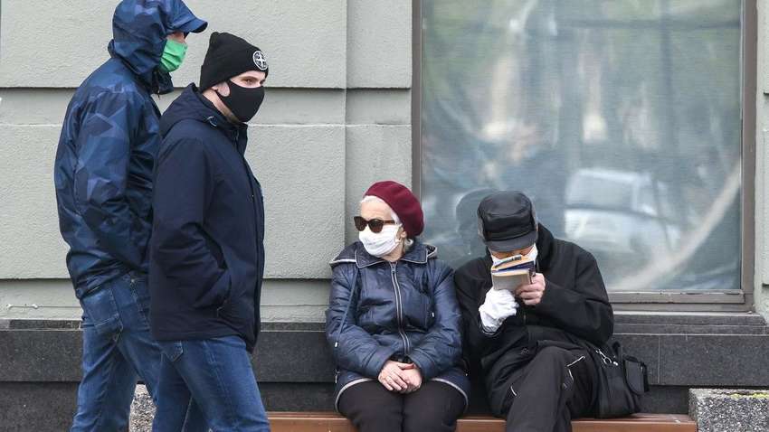 Уряд продовжив карантин: чого чекати українцям