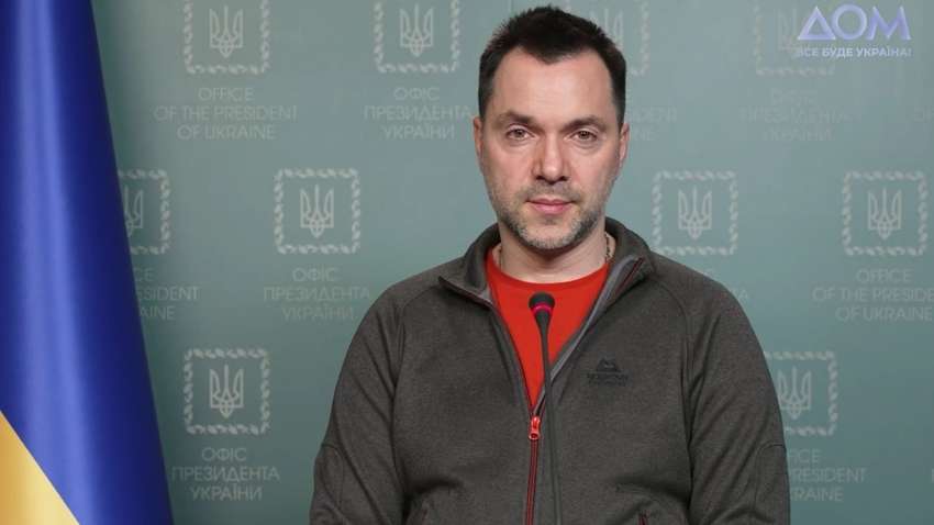 Наступление из Беларуси на Волынь: Арестович предположил, сколько оно продлится и чем закончится