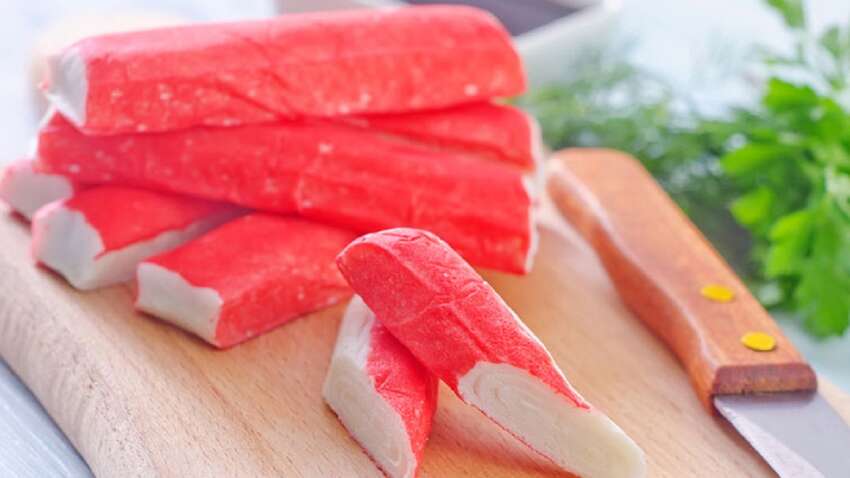 Крабовые палочки вредны для организма: какие реакции вызывает популярный продукт 