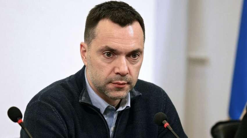 Арестович прокоментував інтерв’ю Залужного: чекаю звинувачень у зраді