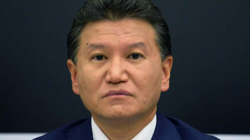 Кремлевский олигарх сделал Папе Римскому подарок (ФОТО) Кремлевский олигарх сделал Папе Римскому подарок (ФОТО)