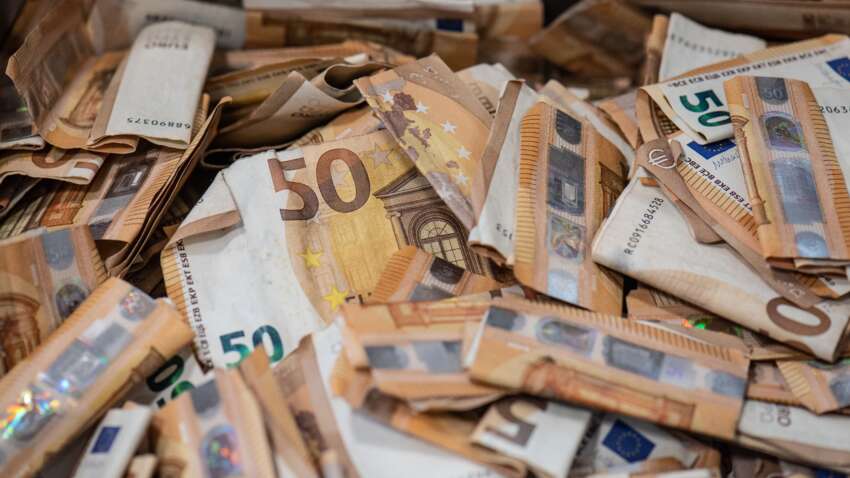 ЕС готовит Украине 210 миллиардов евро: какие страны возьмут на себя главное бремя