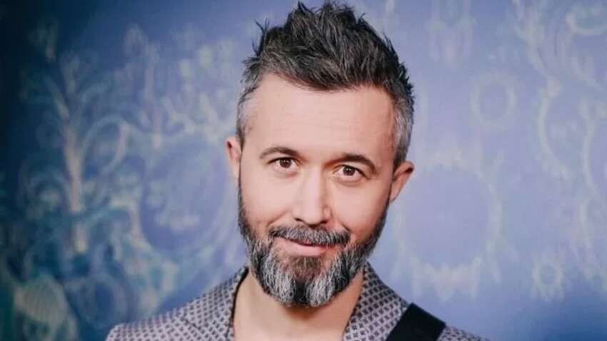 Скандал в Белграде: за что задержали украинского музыканта Сергея Бабкина Скандал в Белграде: за что задержали украинского музыканта Сергея Бабкина