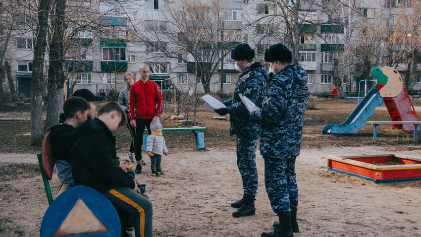 Оккупанты запугивают жителей ОРДЛО - каким образом (Фото)