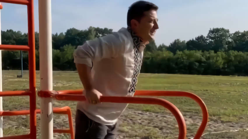 Зеленский запустил новый флешмоб ко Дню Независимости: в чем его суть (ВИДЕО)