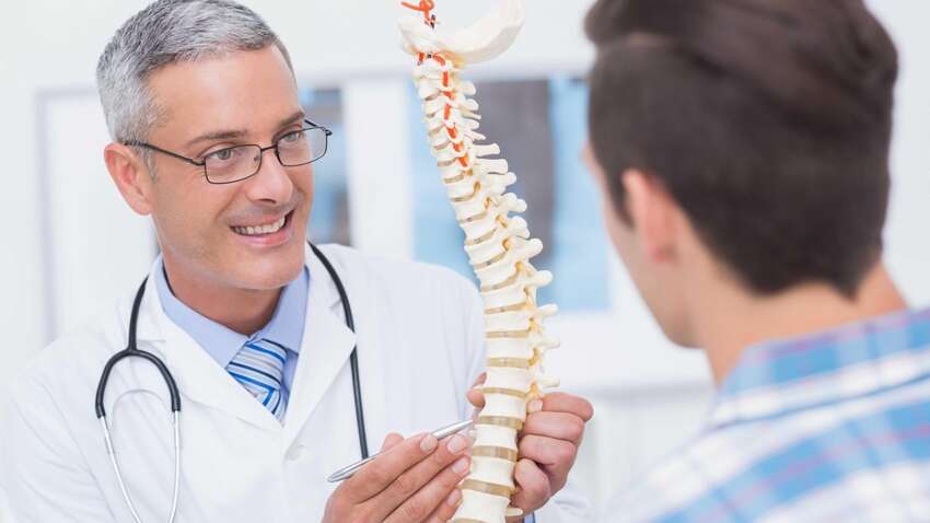 Ранние и неожиданные симптомы заболеваний позвоночника, которые часто игнорируют Ранние и неожиданные симптомы заболеваний позвоночника, которые часто игнорируют