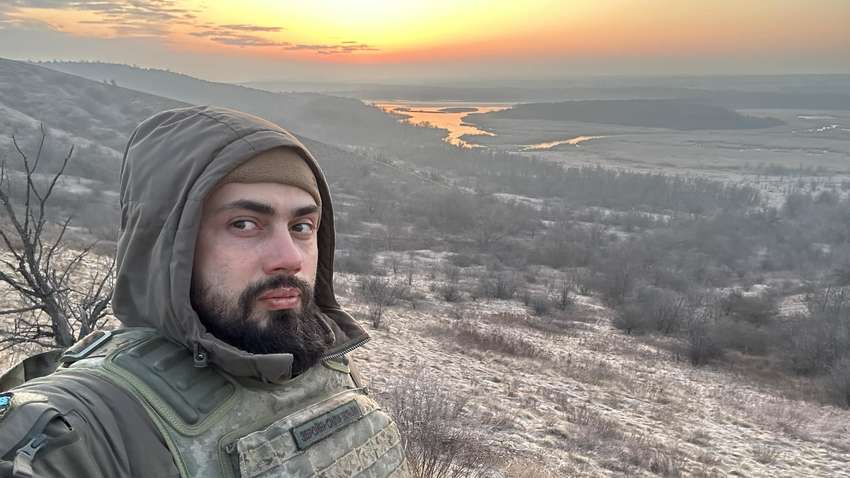 Пытаемся удержать Донбасс. Военный откровенно рассказал, что крайне необходимо фронту  Пытаемся удержать Донбасс. Военный откровенно рассказал, что крайне необходимо фронту