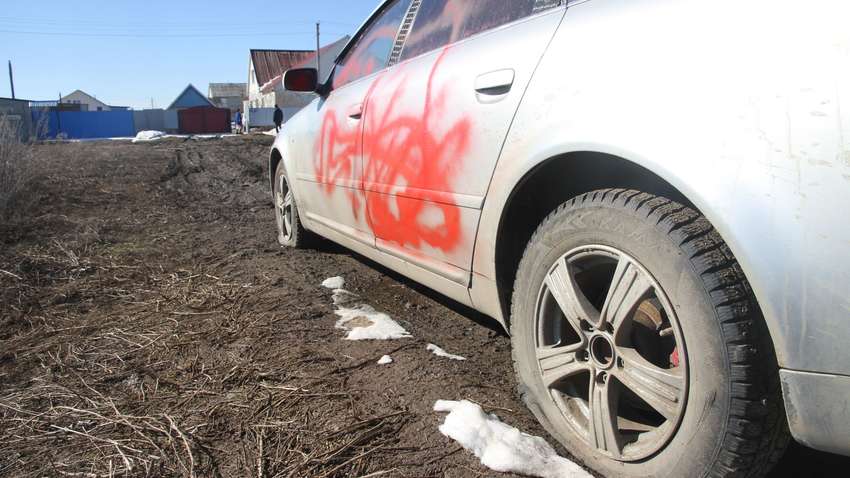 Як видалити фарбу з автомобіля: кілька надійних способів