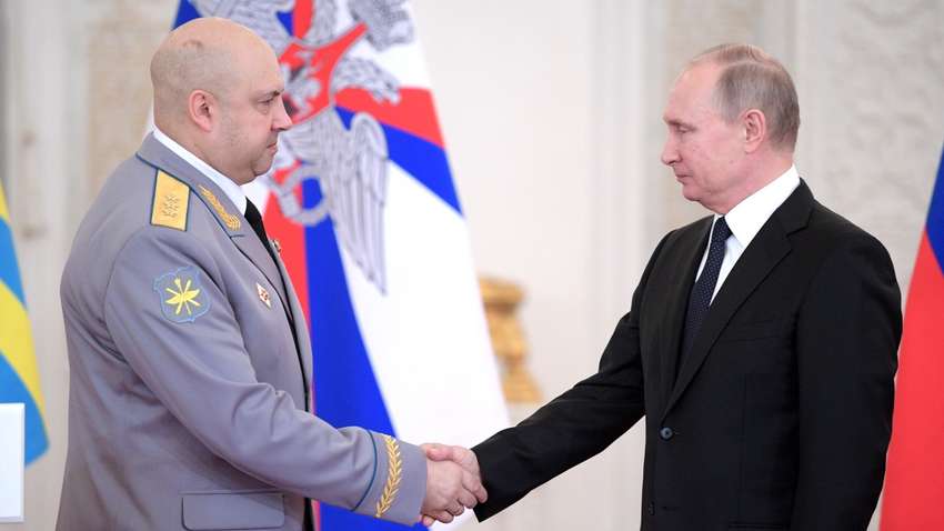 Путин не простил: в России приняли решение по генералу Суровикину