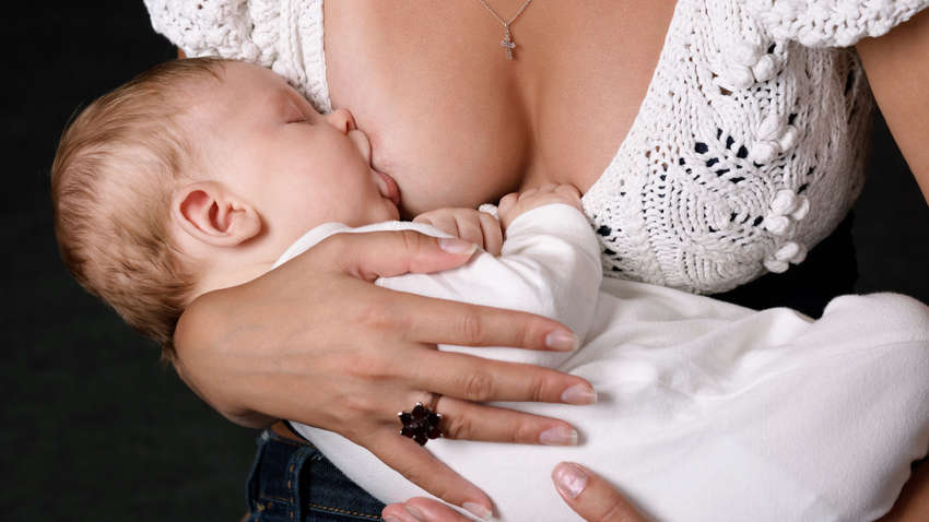 Рахунок не на години, а на хвилини: коли необхідно вперше прикласти малюка до грудей Рахунок не на години, а на хвилини: коли необхідно вперше прикласти малюка до грудей