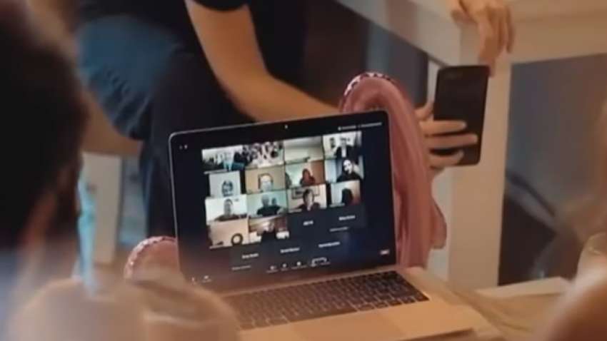 Відстань не завада: у світі відбулось перше онлайн весілля Відстань не завада: у світі відбулось перше онлайн весілля