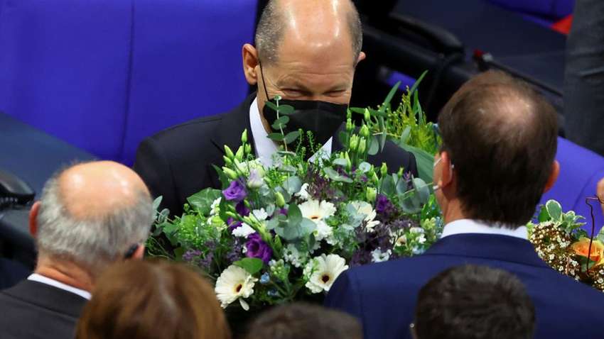 Новим канцлером Німеччини став Олаф Шольц: що про нього відомо