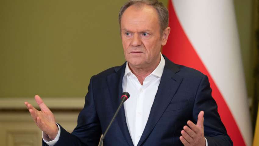 "Хочеться затулити вуха": Туск різко відреагував на слова Папи Римського щодо України