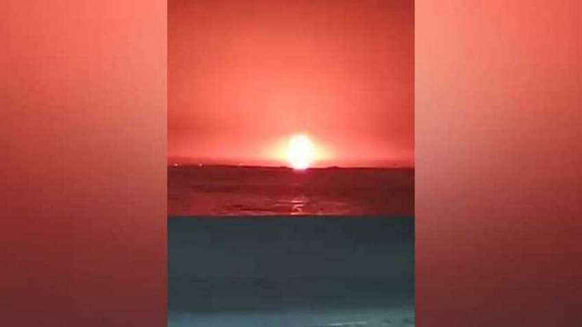 У Каспійському морі - потужний вибух: що сталося (ВІДЕО) У Каспійському морі - потужний вибух: що сталося (ВІДЕО)