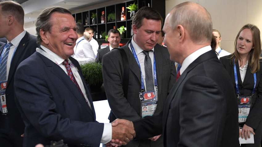 Экс-канцлер Германии встал на сторону Путина в вопросе агрессии против Украины