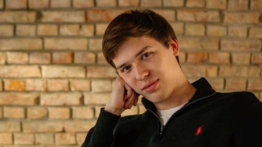 Впервые: Лаченков разнес подход власти к войне