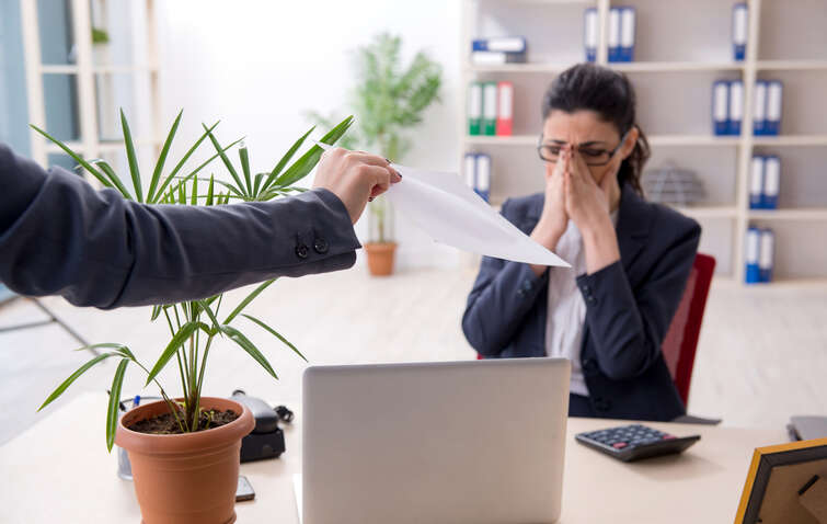 К чему снится терять работу