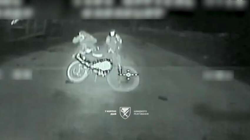 На якому напрямку росіяни знов прориваються мотоциклами: чим закінчилося шоу 