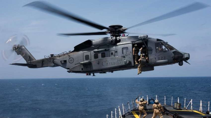 В Ионическом море обнаружили обломки пропавшего вертолета НАТО