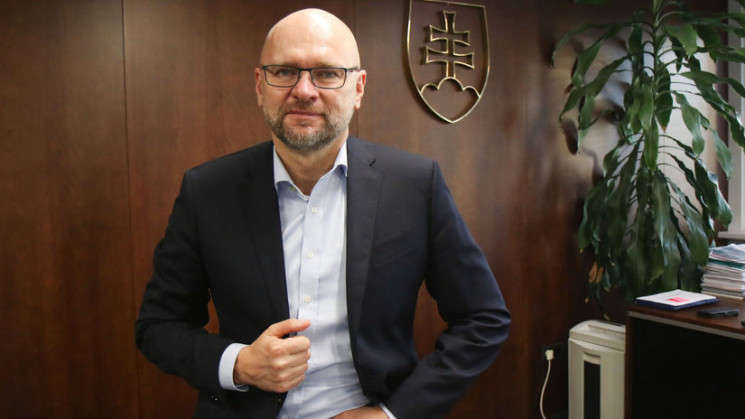 Словацький віце-прем’єр пояснив, чому сказав – Росія не поверне Крим Україні