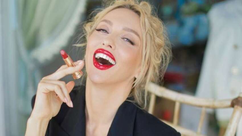 Потрясающие подробности: как Полякова бросила курить Потрясающие подробности: как Полякова бросила курить