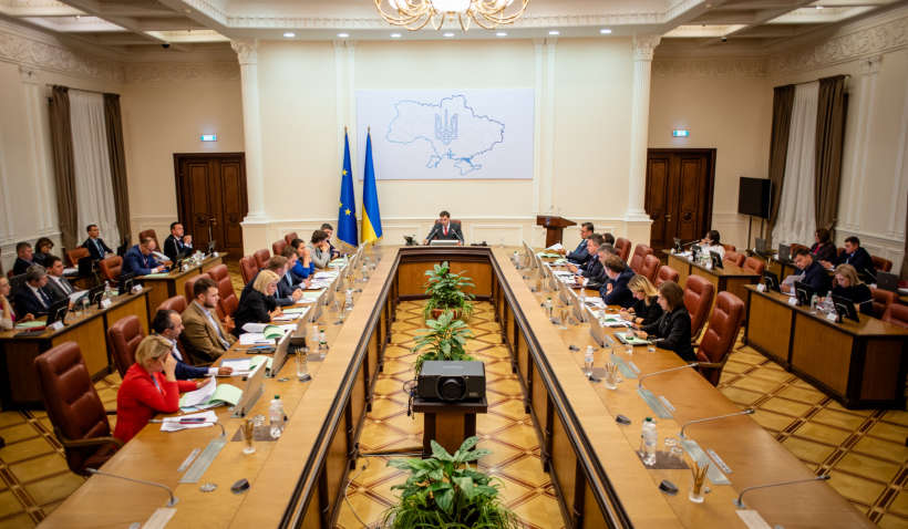 Кабмін прийняв пакет змін та виділив 1 млрд гривень на зарплату шахтарям