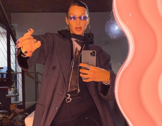 Новий хіт в Instagram — дзеркало за 10 тисяч доларів