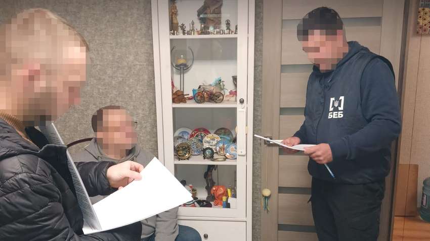 Бывший директор госпредприятия подозревается в растрате 13 миллионов гривен