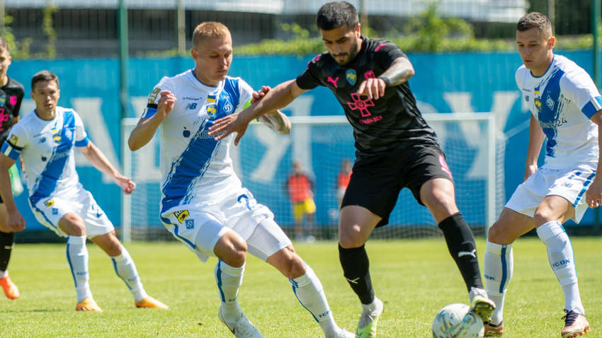 "Динамо" Киев - "Металлист 1925": где смотреть перенесенный матч УПЛ