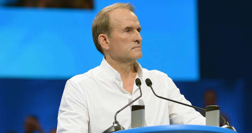 Медведчук поскаржився, що його доньці скасували візу на навчання у Швейцарії