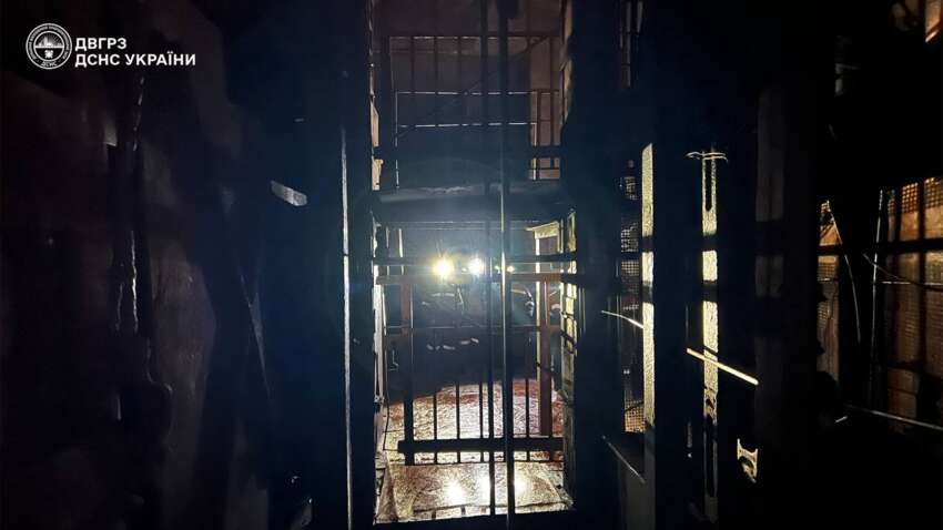 Російський обстріл Кривого Рогу: шахтарі провели під землею шість годин 