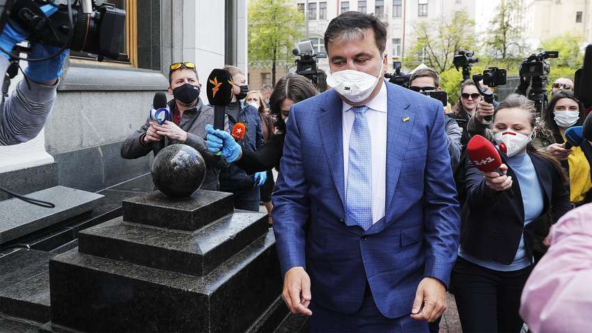 "Мнения разделились": лишь половина "слуг народа" готовы поддержать Саакашвили на пост вице-главы Кабмина