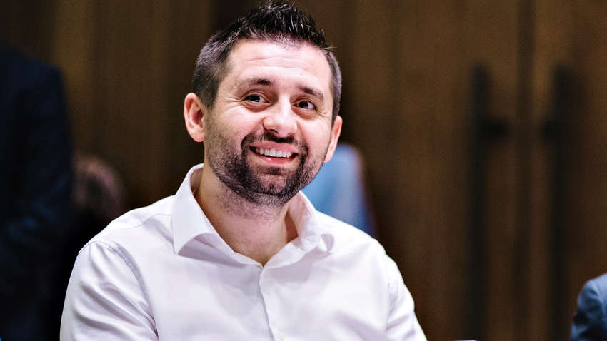 "Как спасали Гончарука от отставки": Арахамия похвалил Зеленского