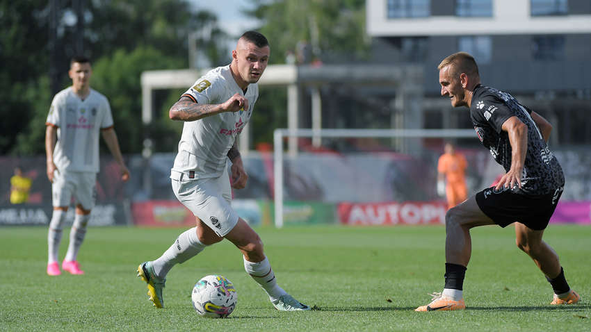 “Шахтар” – “Верес”: відомі стартові склади команд