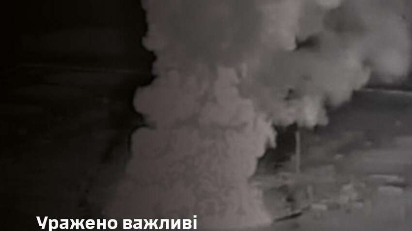 Вибухова ніч в Росії: українські військові уразили низку важливих обʼєктів 