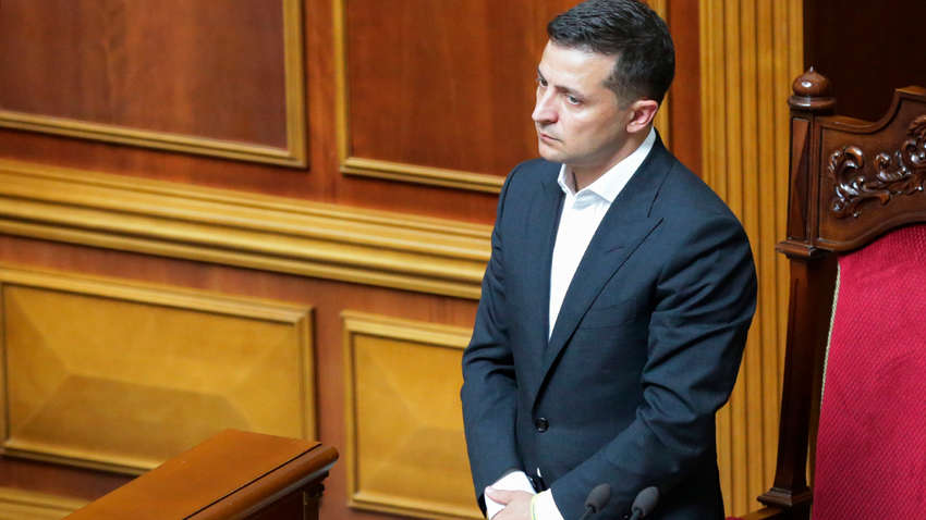 Допуск військових з-за кордону в Україну і Зеленський в Раді: яким буде цей вівторок